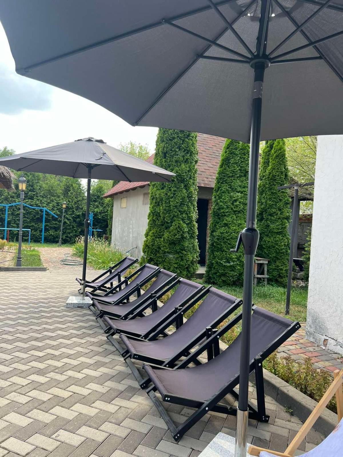 Stara Vezha Hotel Boryspilʼ Exteriör bild