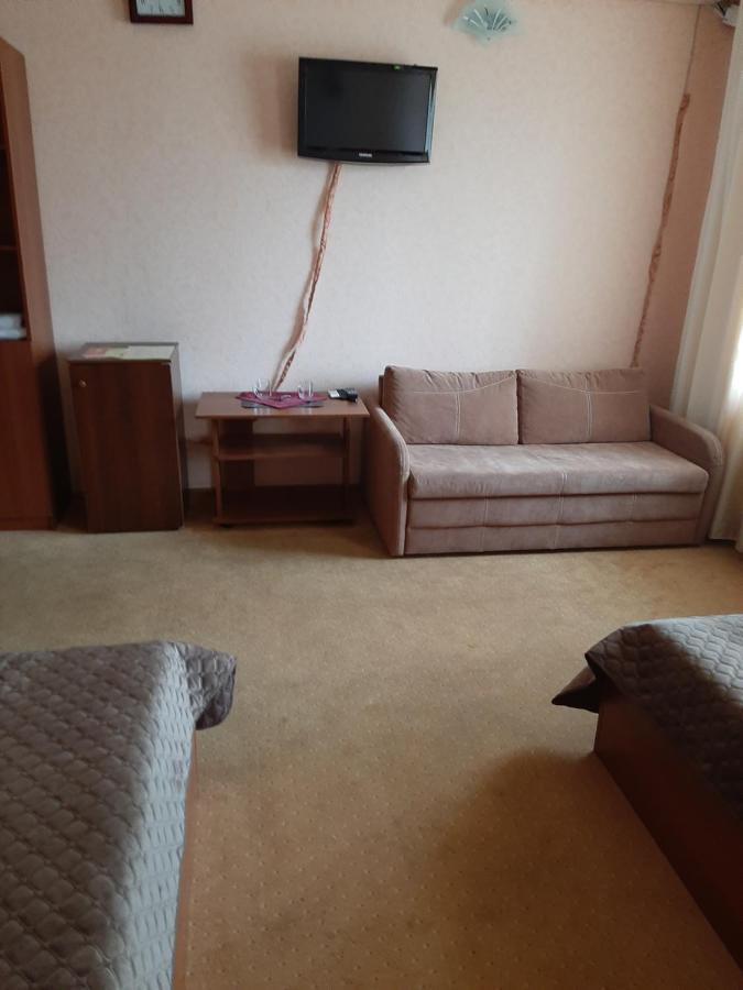 Stara Vezha Hotel Boryspilʼ Exteriör bild